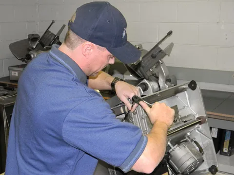 Food Service Equipment Maintenance & Repair