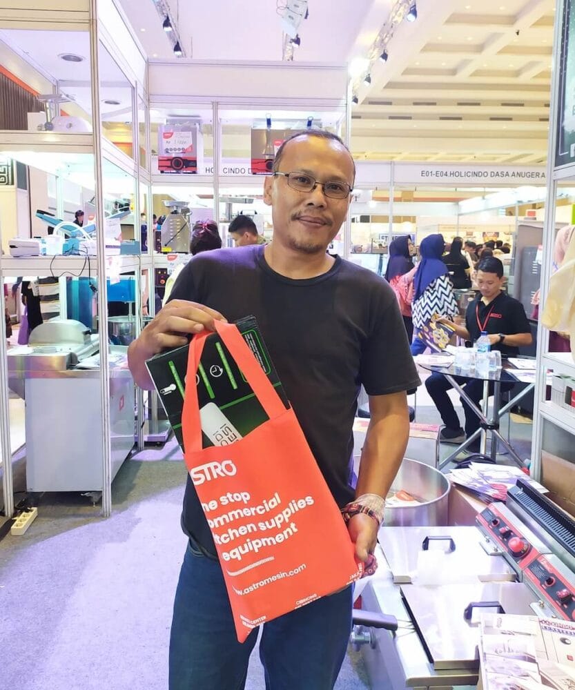 Customer 27