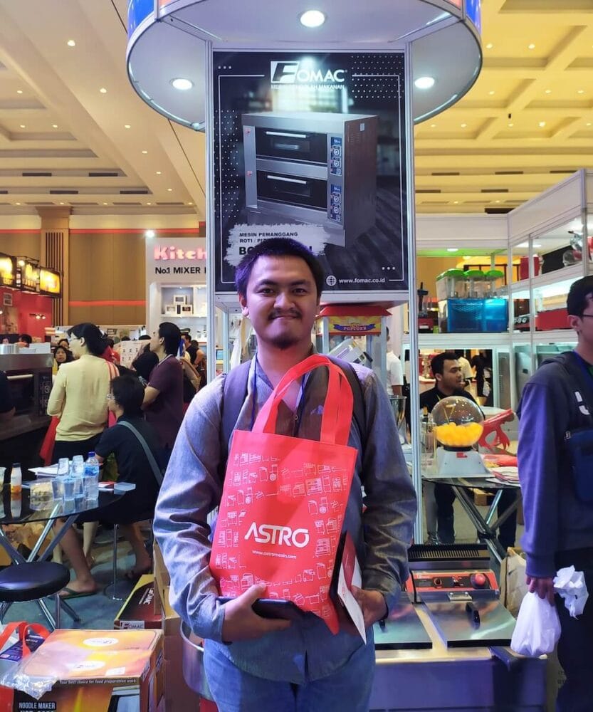 Customer 4