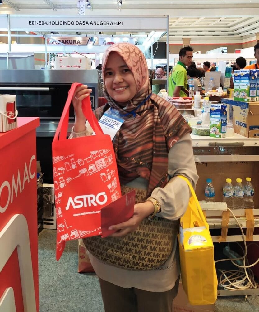 Customer 8