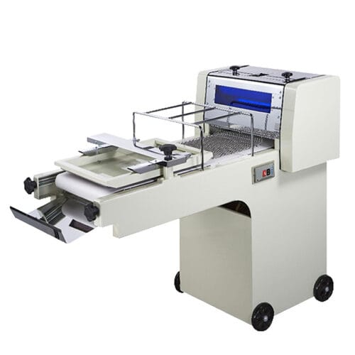 Toast Dough Moulder
